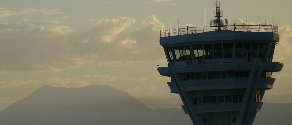 Control tower 79964 1920airport